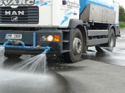 Kropící vůz Man M 39